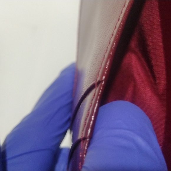 Laviola Milano Burgundy Bi-Fold Long Wallet – Elegant Women's Fashion Accessory - Picture 13 of 13